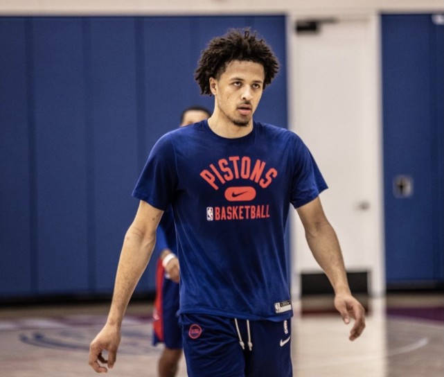 着球员的竞 着球员的竞